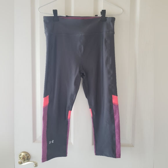 NWOT Under Armor gym pants - Picture 1 of 4